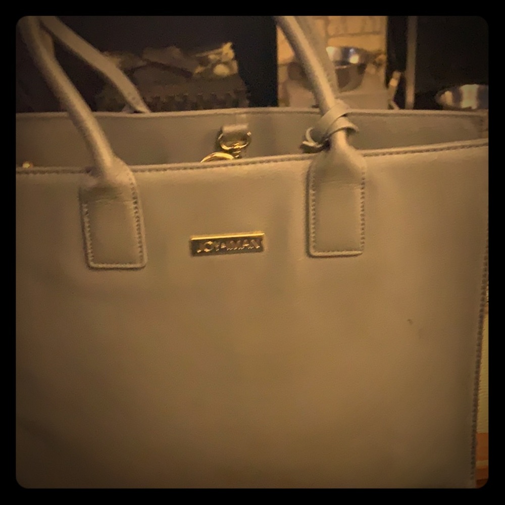 Joy Iman Gray-or Brien New light. Gray purse